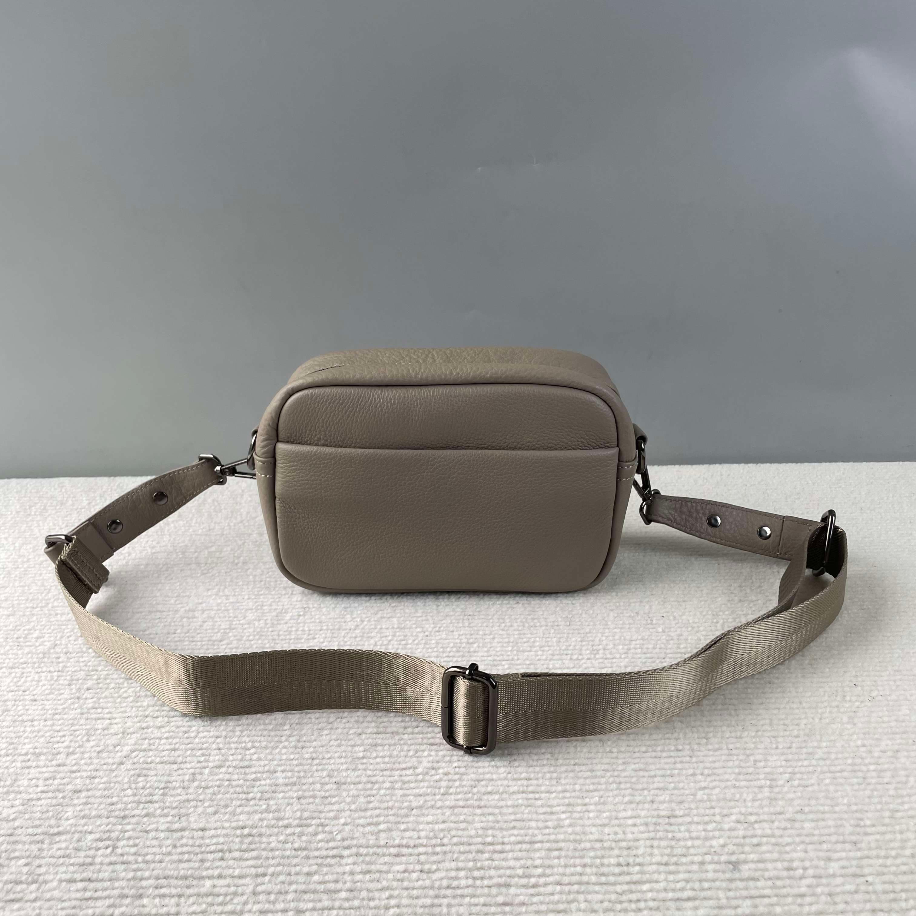 ショルダー バッグ ミニ シンプル レザー ミニショルダー