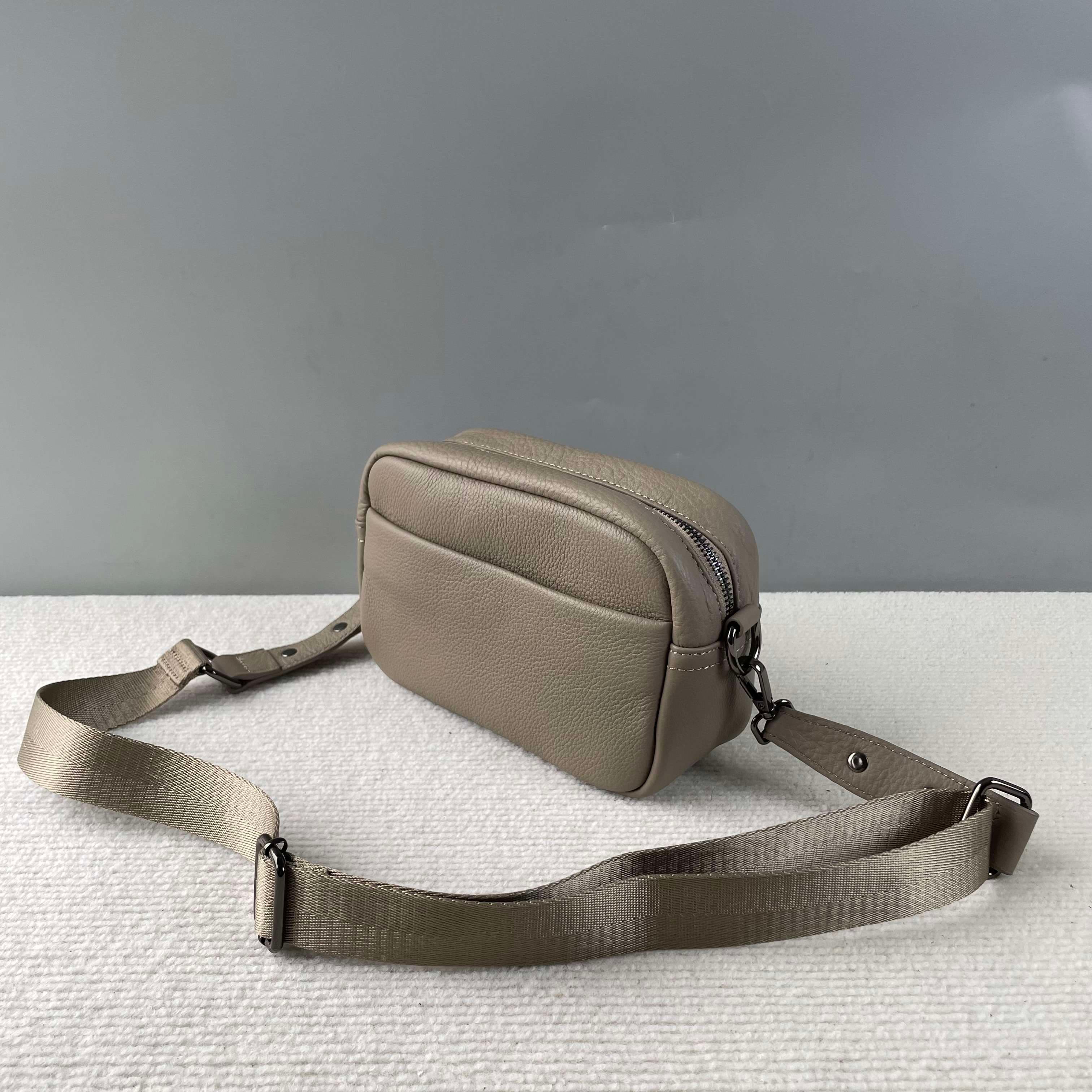 ショルダー バッグ ミニ シンプル レザー ミニショルダー