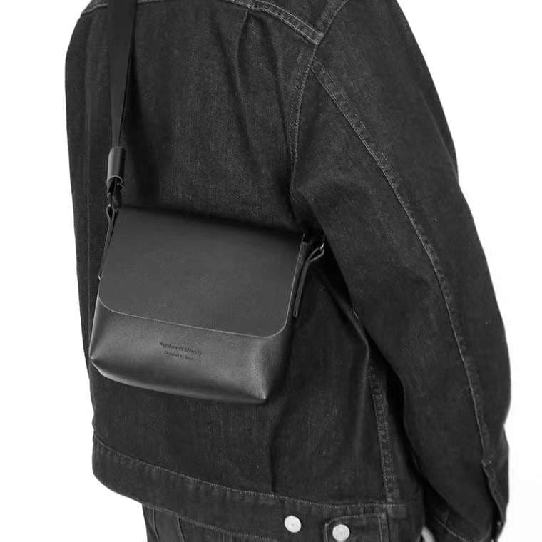 ショルダー バッグ ミニ シンプル スクエア ミニショルダー