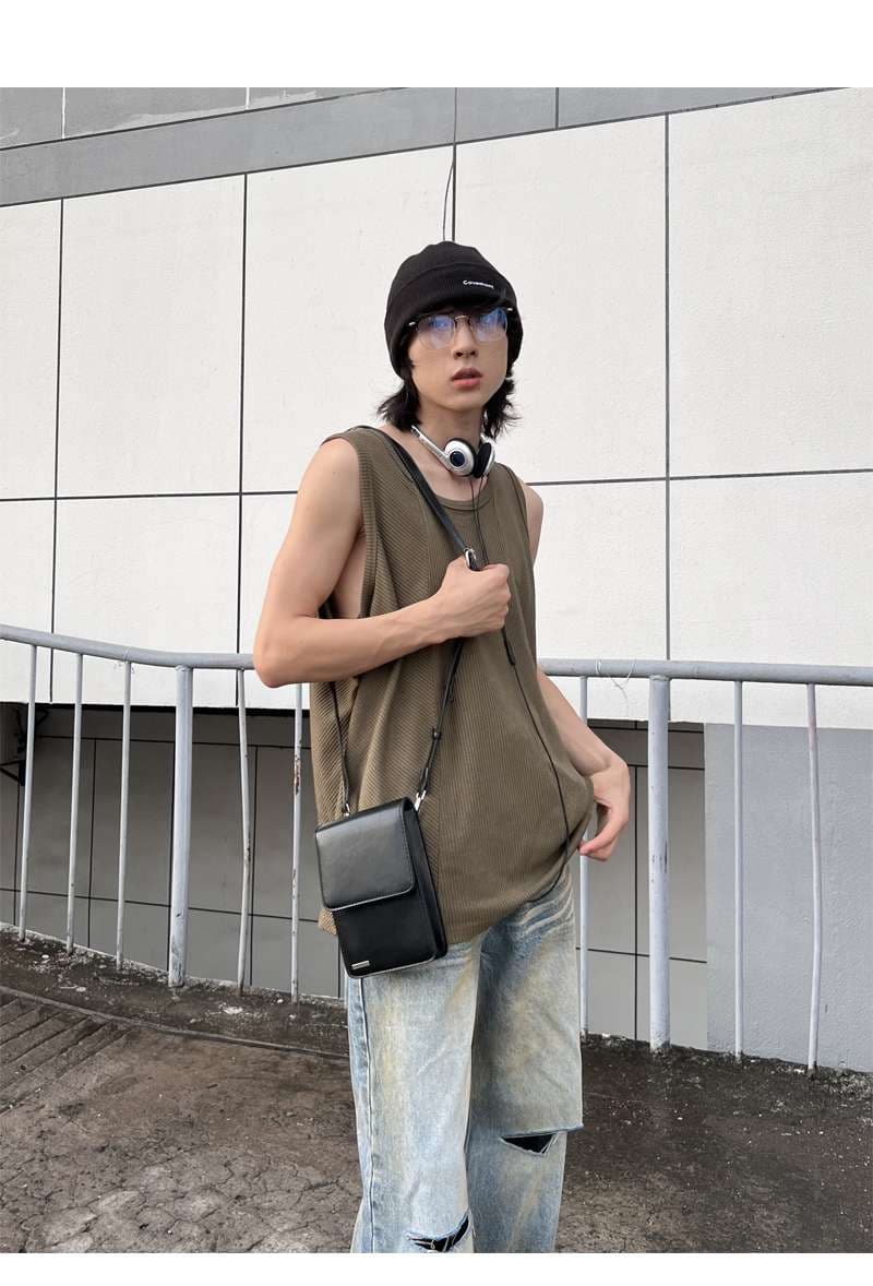 ショルダー バッグ ミニ ミニマルスクエア レザーショルダーバッグ