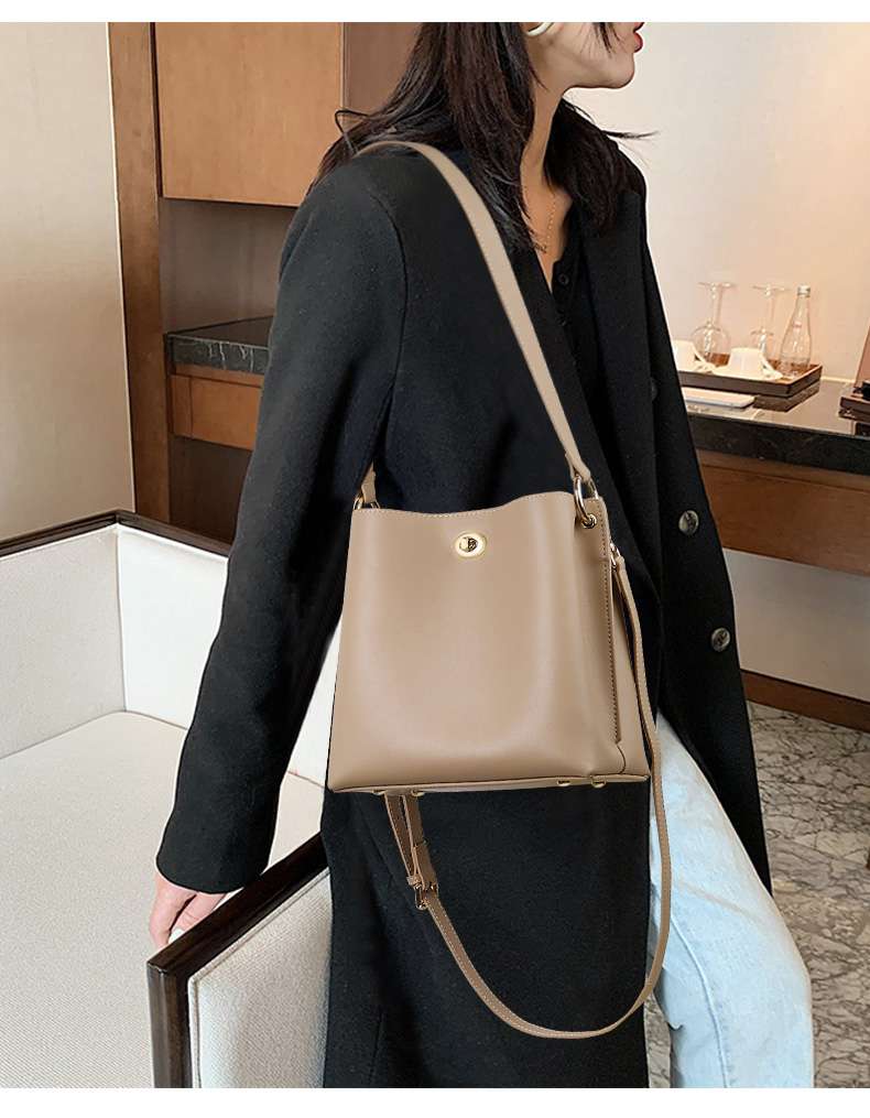 ショルダー バッグ ミニ シンプル ミニ ショルダーバッグ 蓋付き