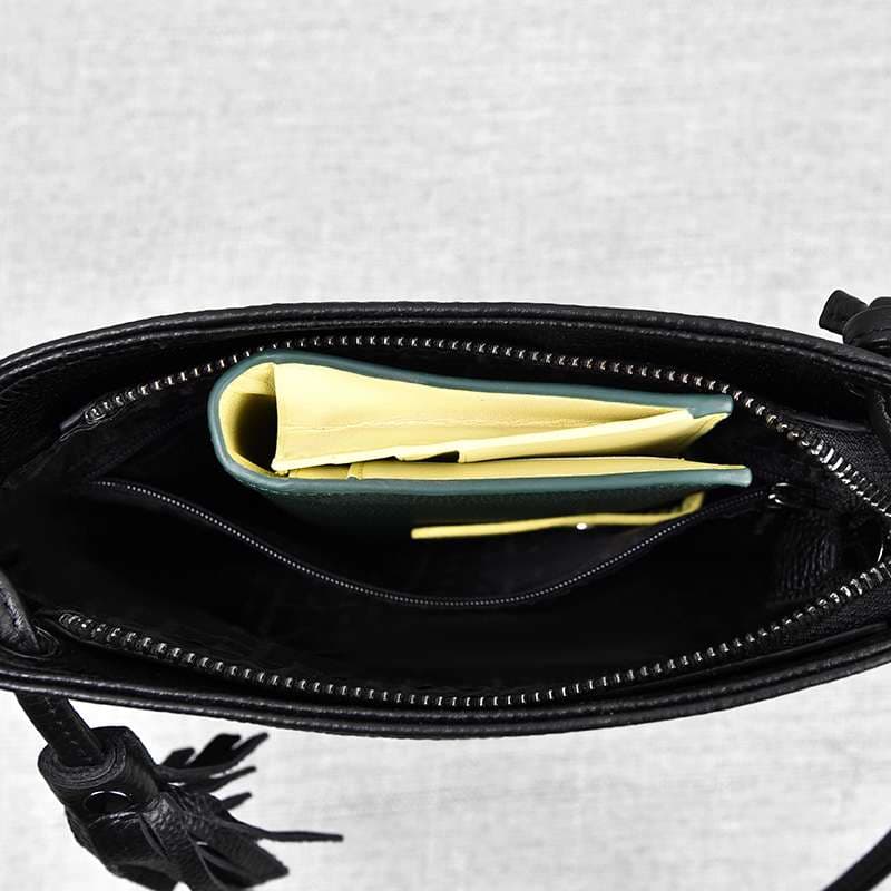 ショルダー バッグ ミニ 上品な流苏飾り付きレザー斜め掛けバッグ