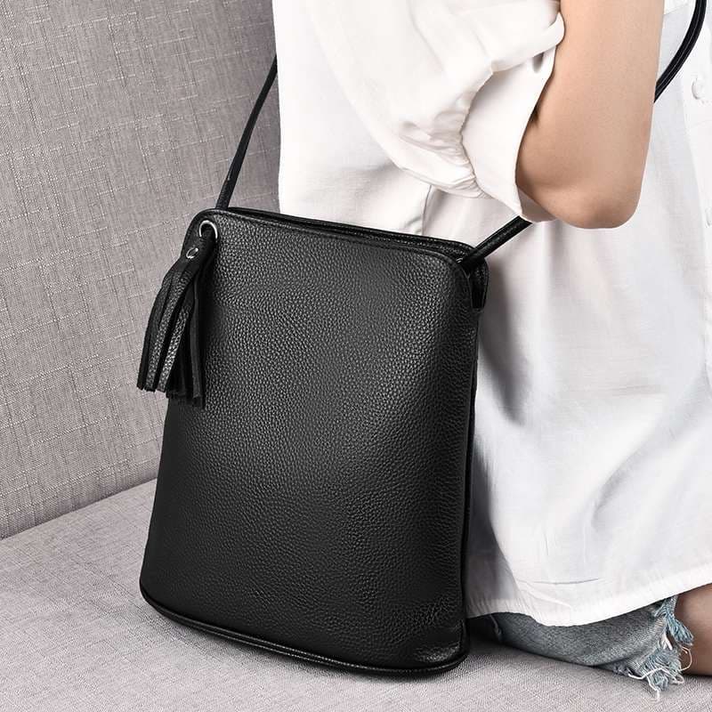 ショルダー バッグ ミニ 上品な流苏飾り付きレザー斜め掛けバッグ