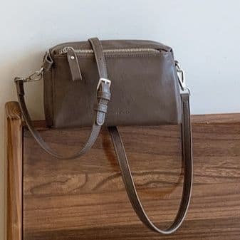 ショルダー バッグ ミニ 本革シンプルレディースミニポシェット