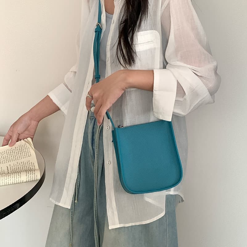 ミニショルダーバッグ シンプル スクエア ミニショルダー